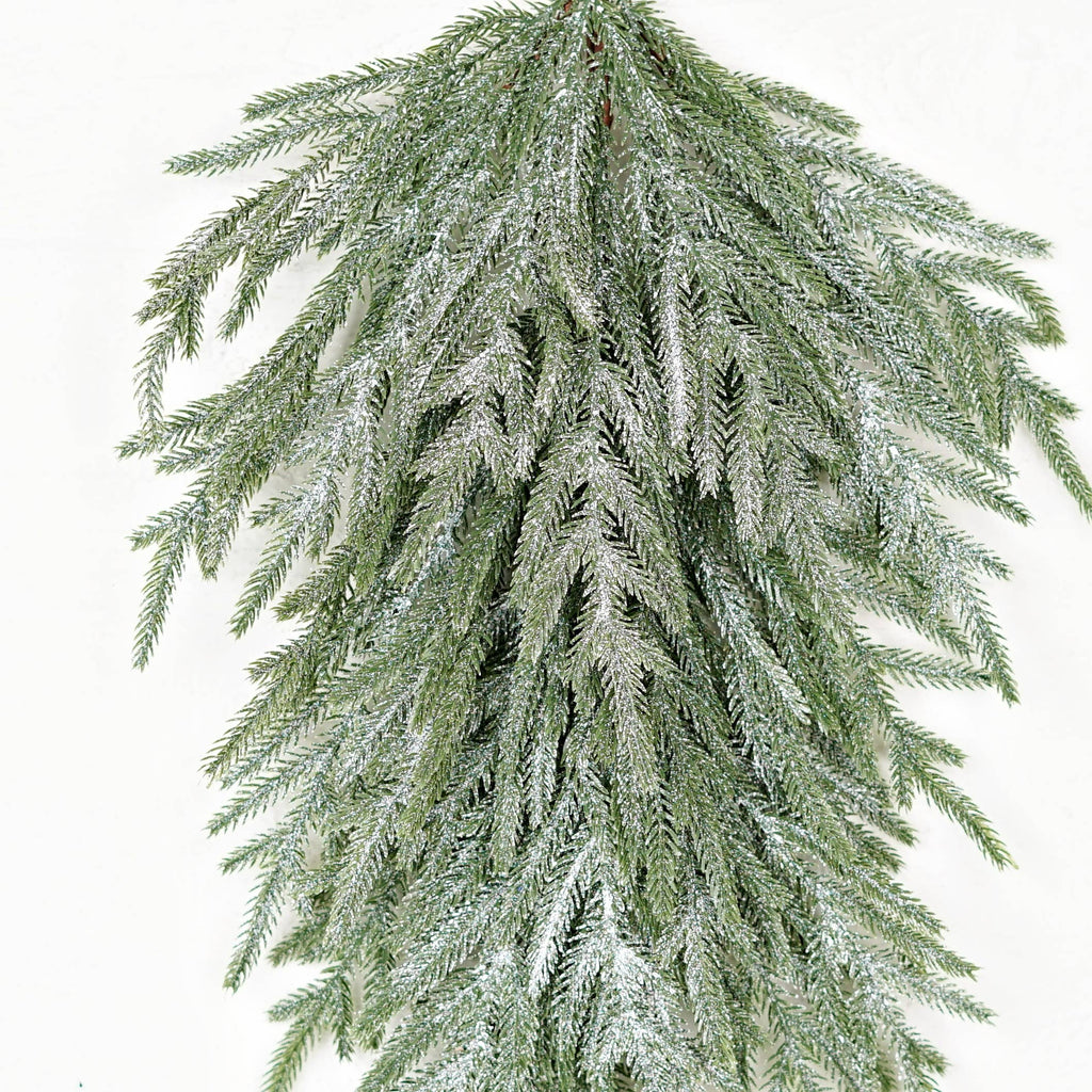 510723- 32inLx14inW Teardrop-Snowy Sparkle Real Touch Norfol